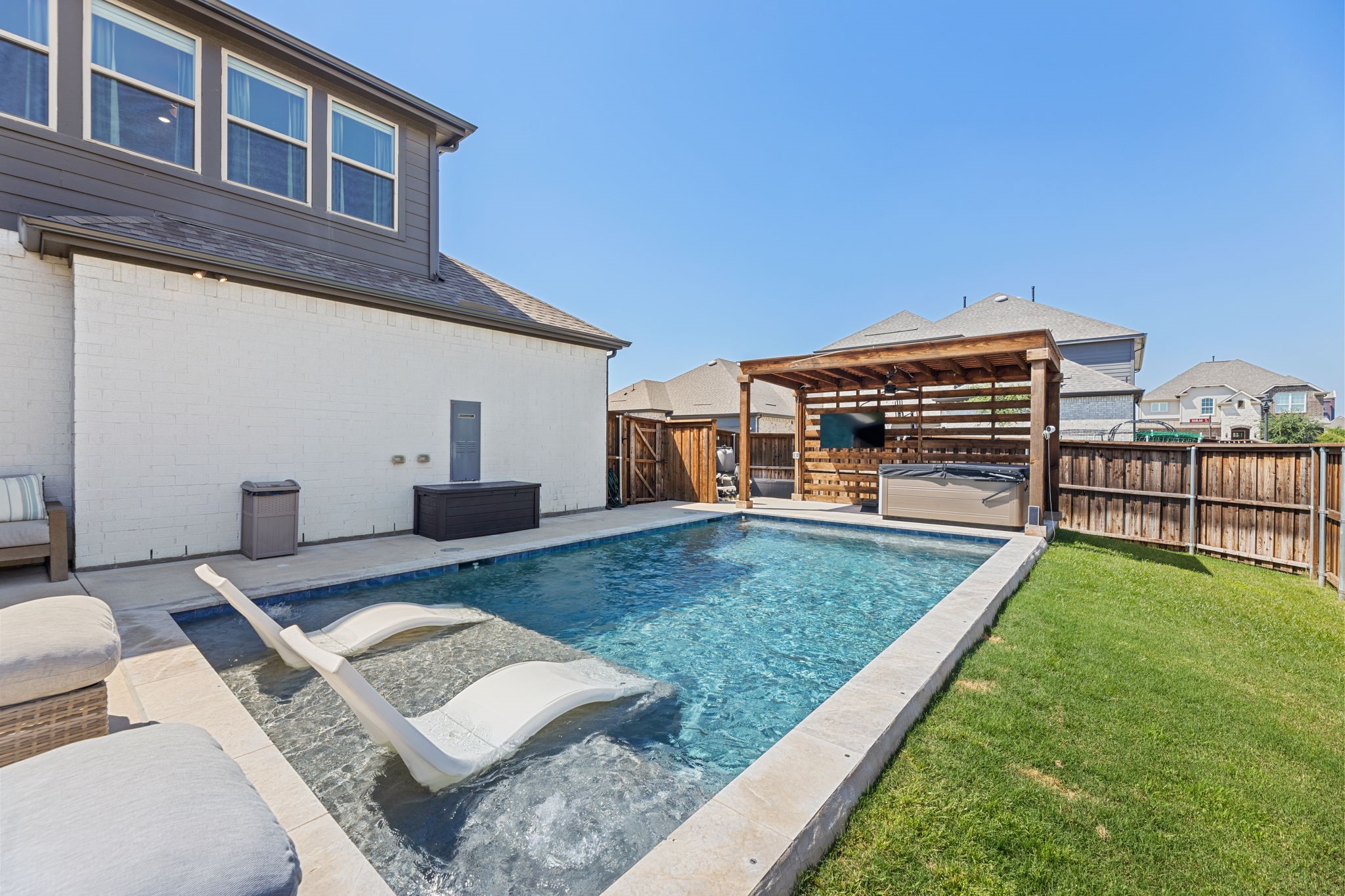 1709 Fagan Street Farmers Branch TX 75234