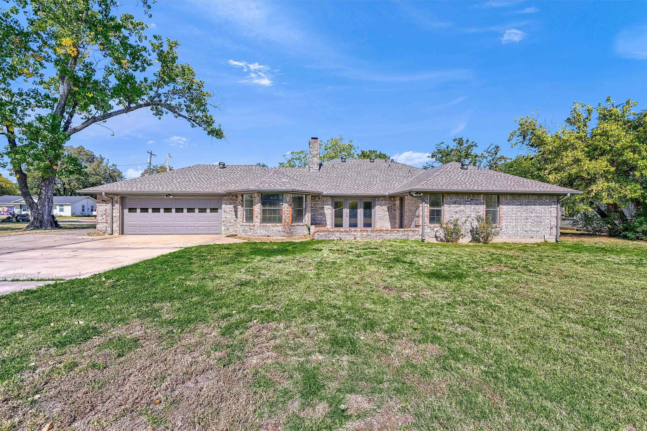 608 North Avenue Whitesboro TX 76273