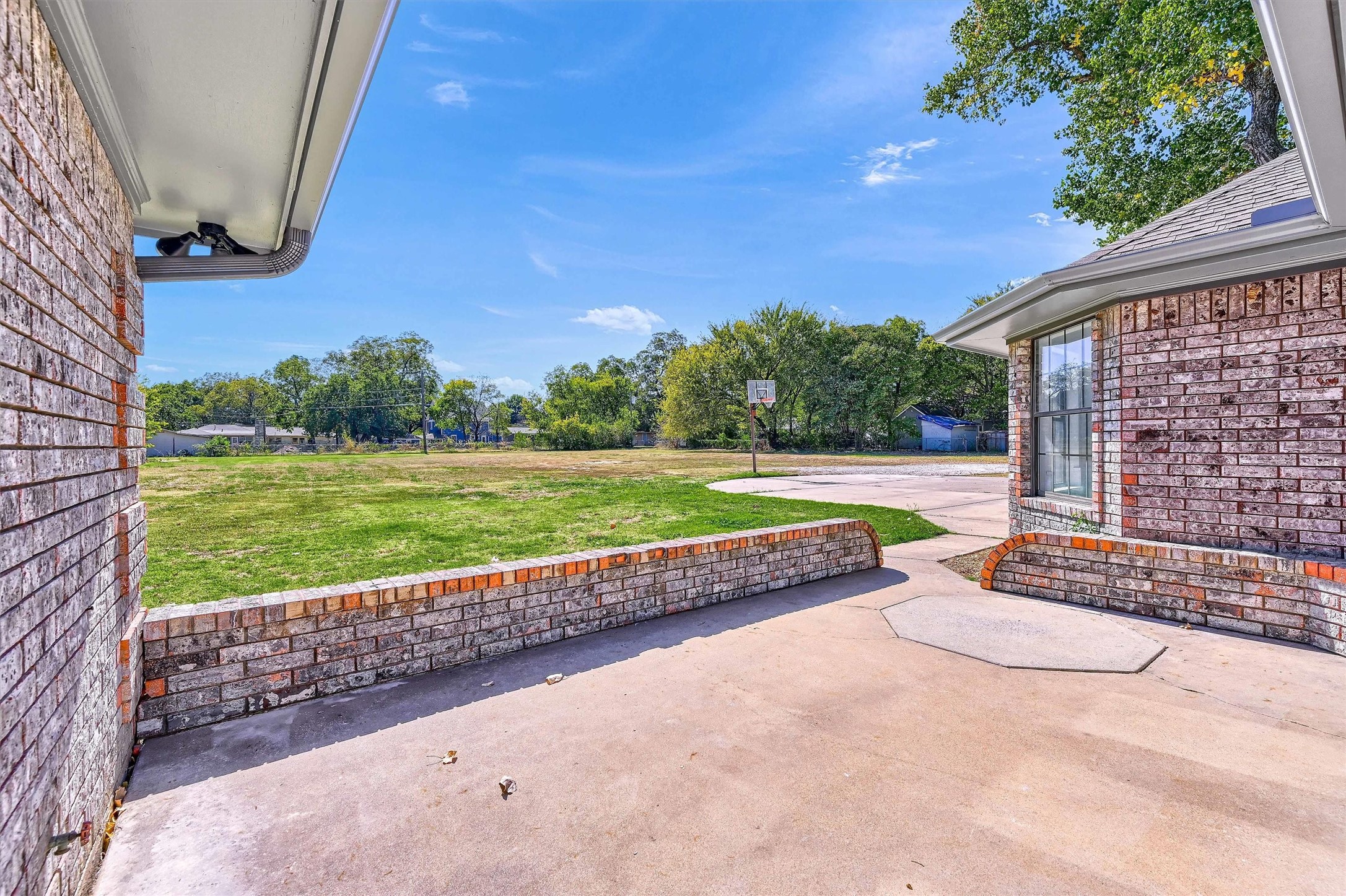 608 North Avenue Whitesboro TX 76273