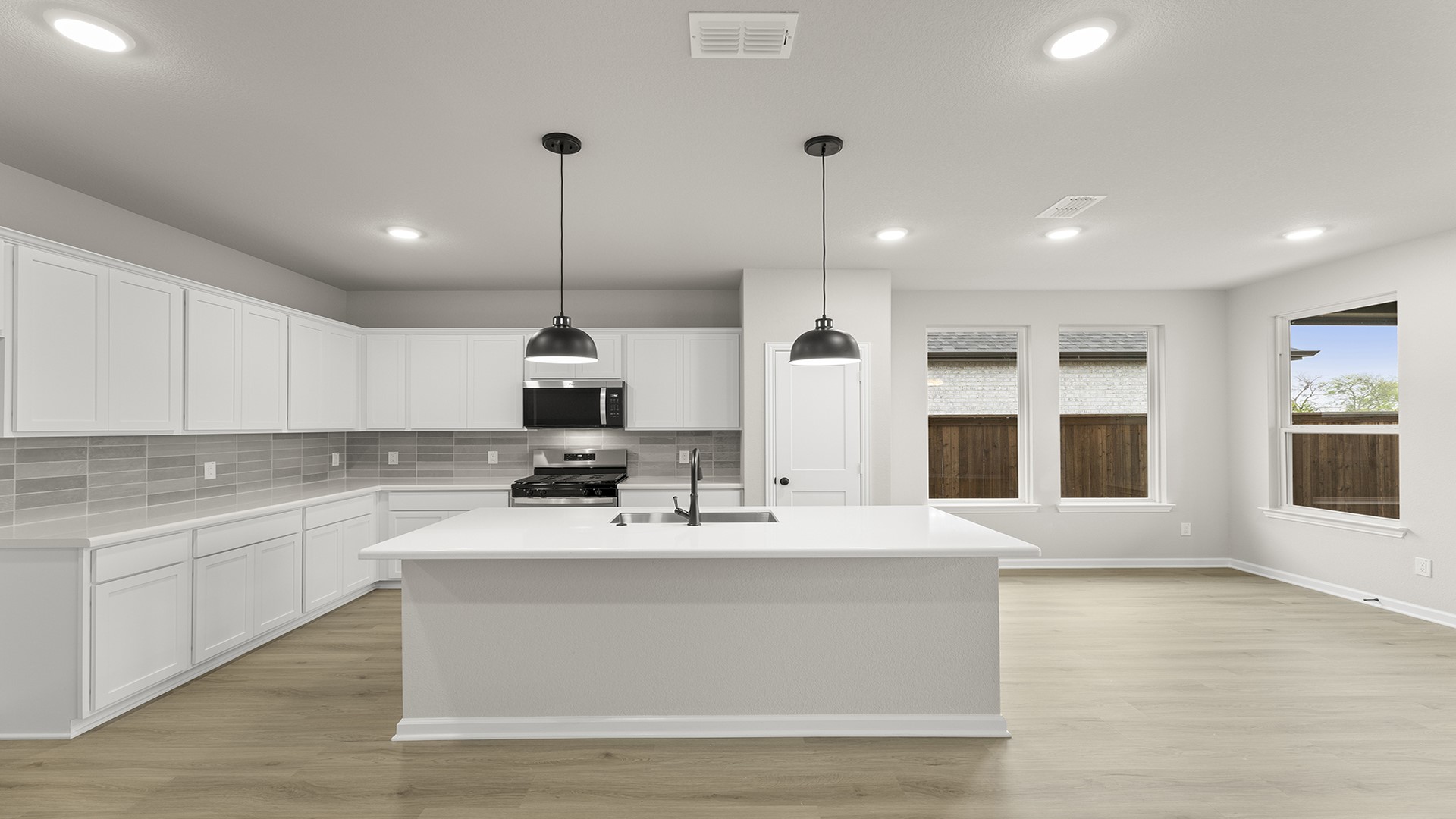 3131 Duck Heights Avenue Royse City TX 75189