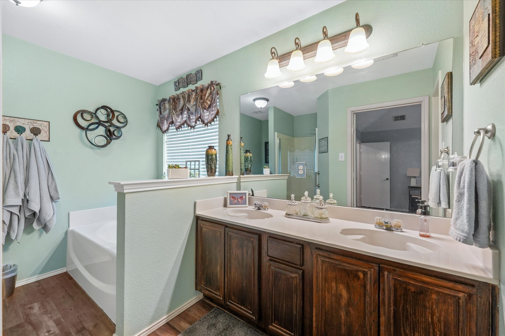 501 Meadowview Street Farmersville TX 75442