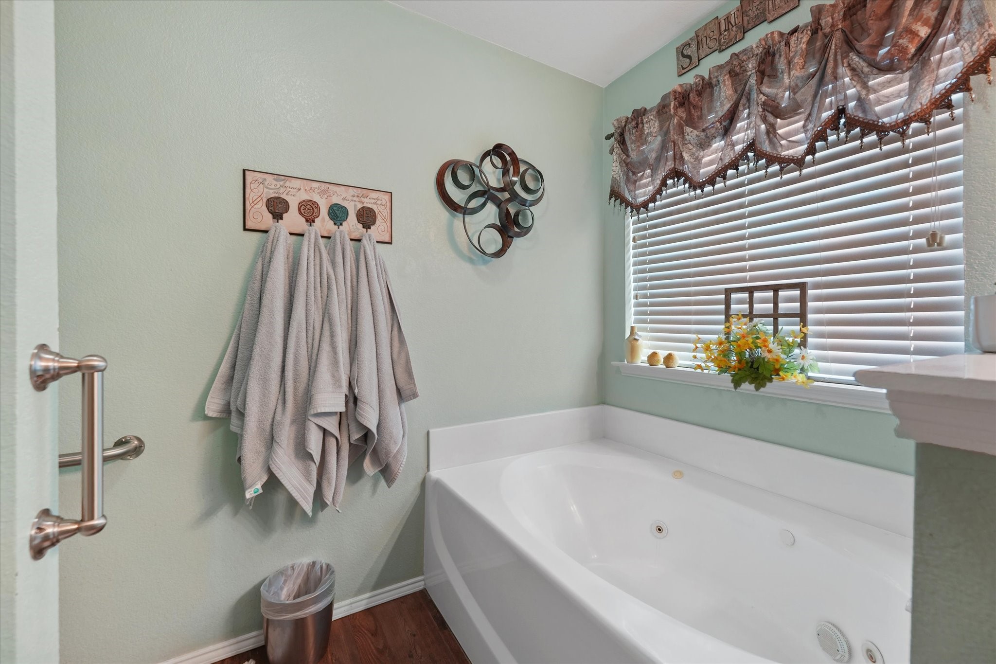 501 Meadowview Street Farmersville TX 75442