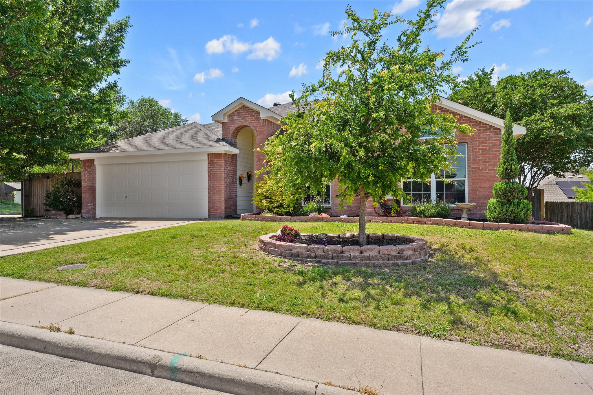 501 Meadowview Street Farmersville TX 75442