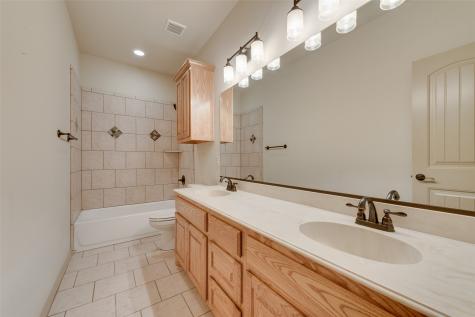 2921 Alamosa Drive Terrell TX 75160