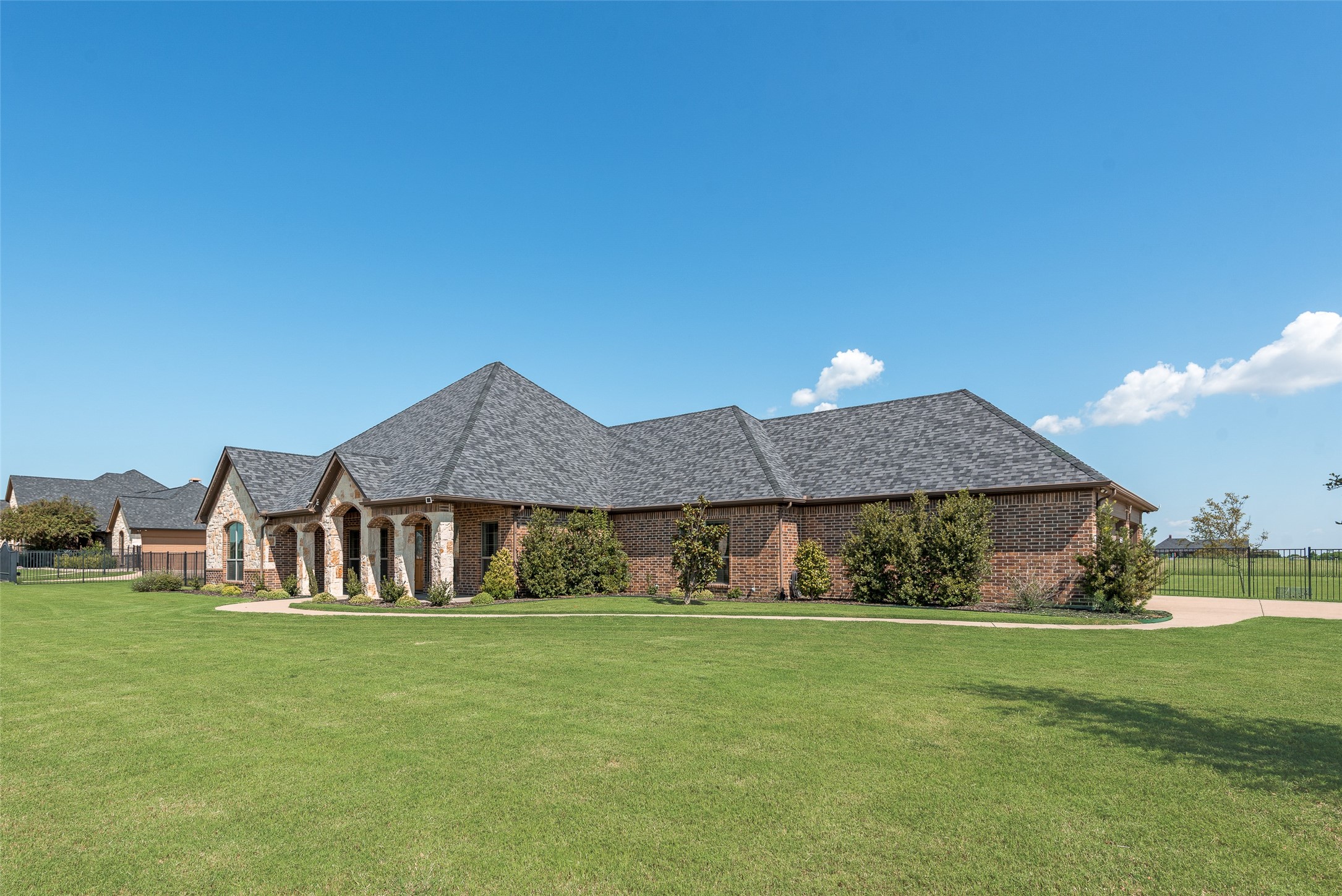 2921 Alamosa Drive Terrell TX 75160