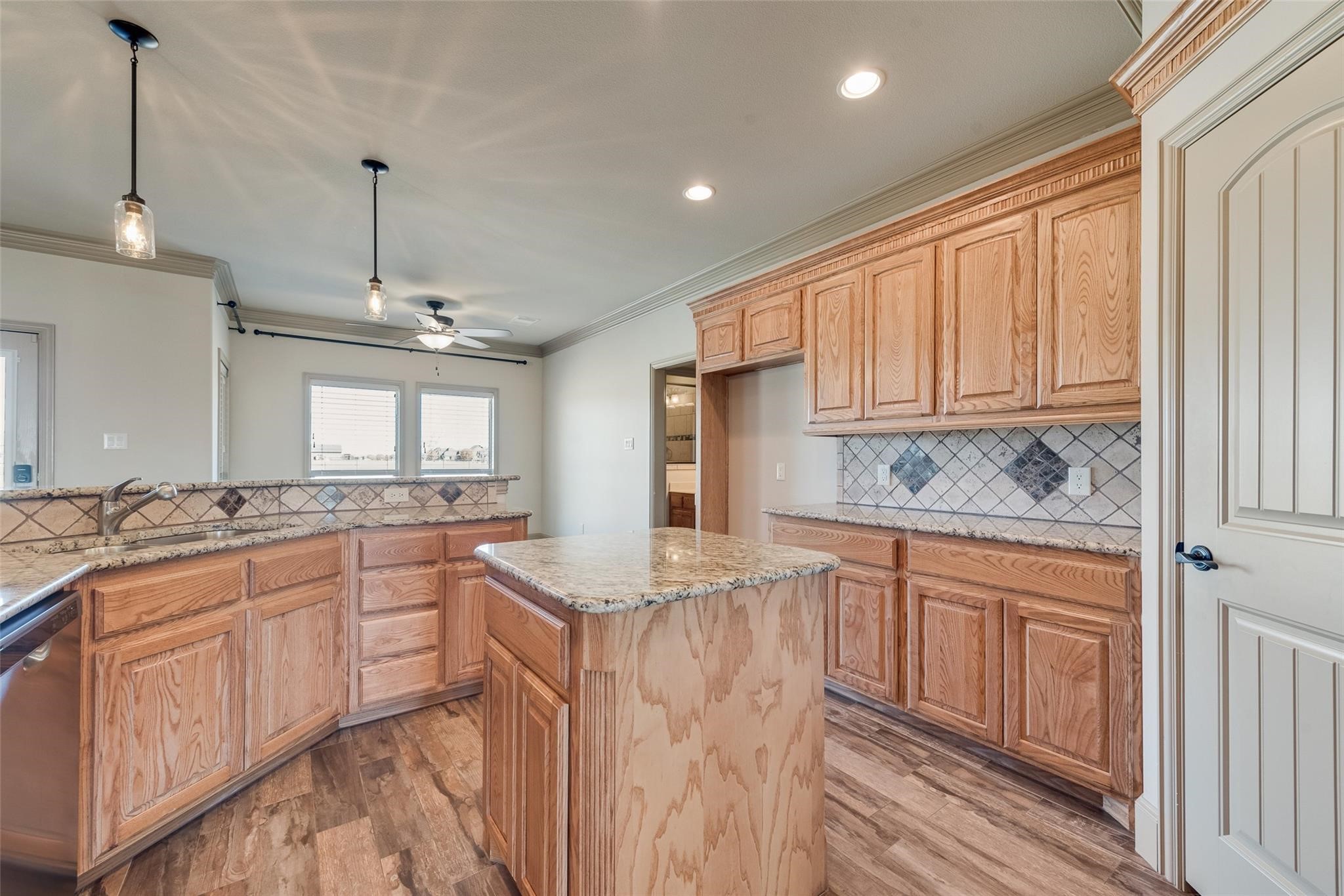 2921 Alamosa Drive Terrell TX 75160