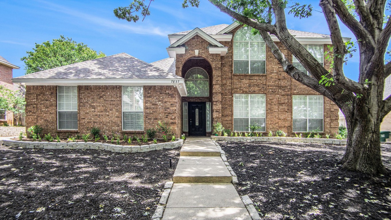 7837 Grassland Drive Fort Worth TX 76133