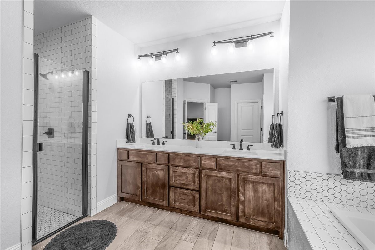 108 Stafford Trail Weatherford TX 76088
