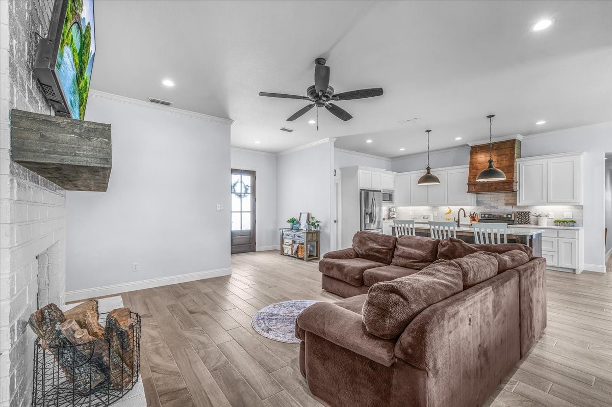 108 Stafford Trail Weatherford TX 76088