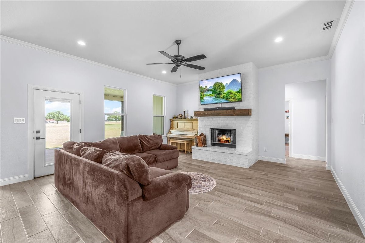108 Stafford Trail Weatherford TX 76088