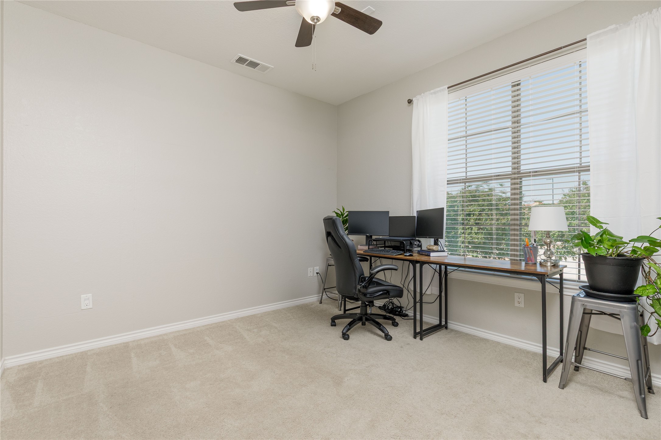 2104 Azure Pointe Richardson TX 75080