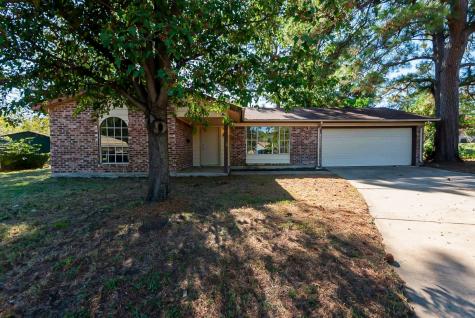 7050 Deewood Court Fort Worth TX 76112