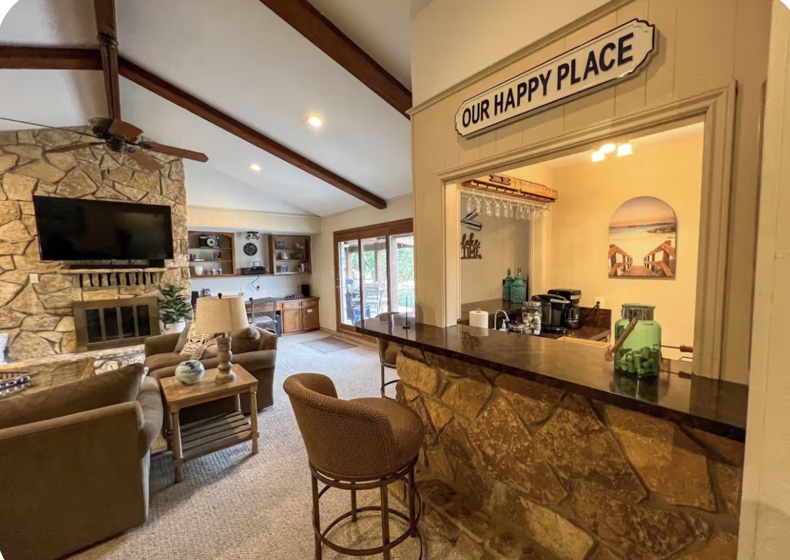 422 Granada Calle Court Granbury TX 76049