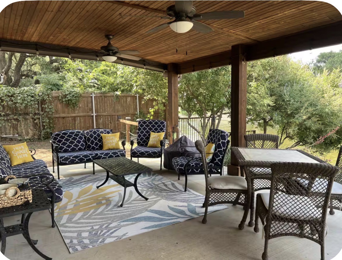 422 Granada Calle Court Granbury TX 76049