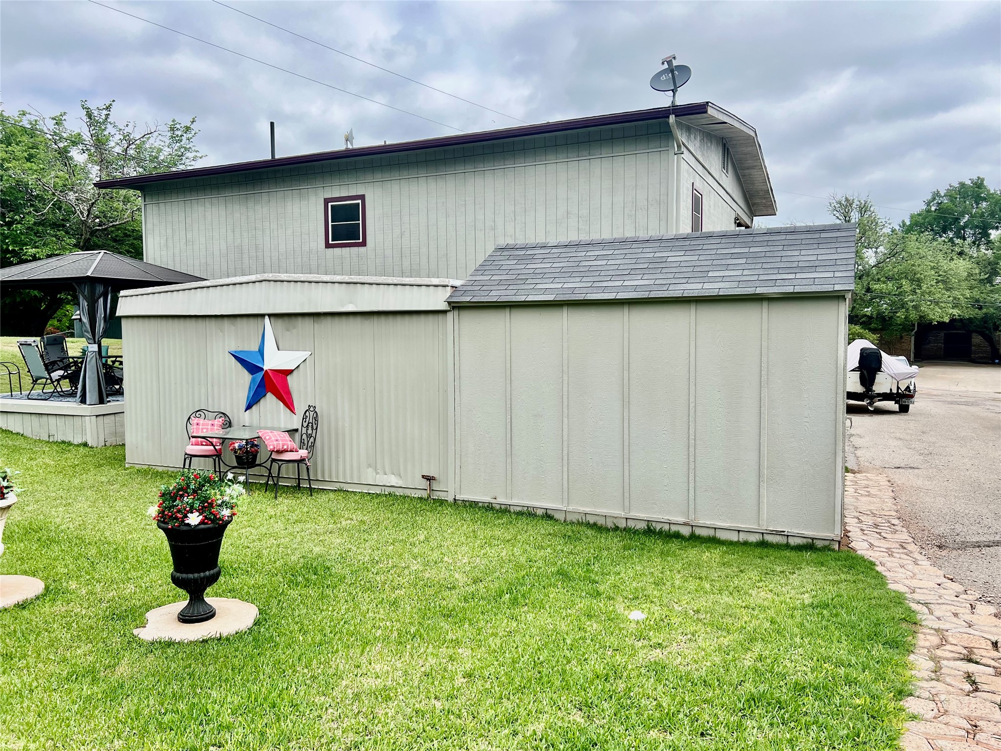 309 Broken Arrow Comanche TX 76442