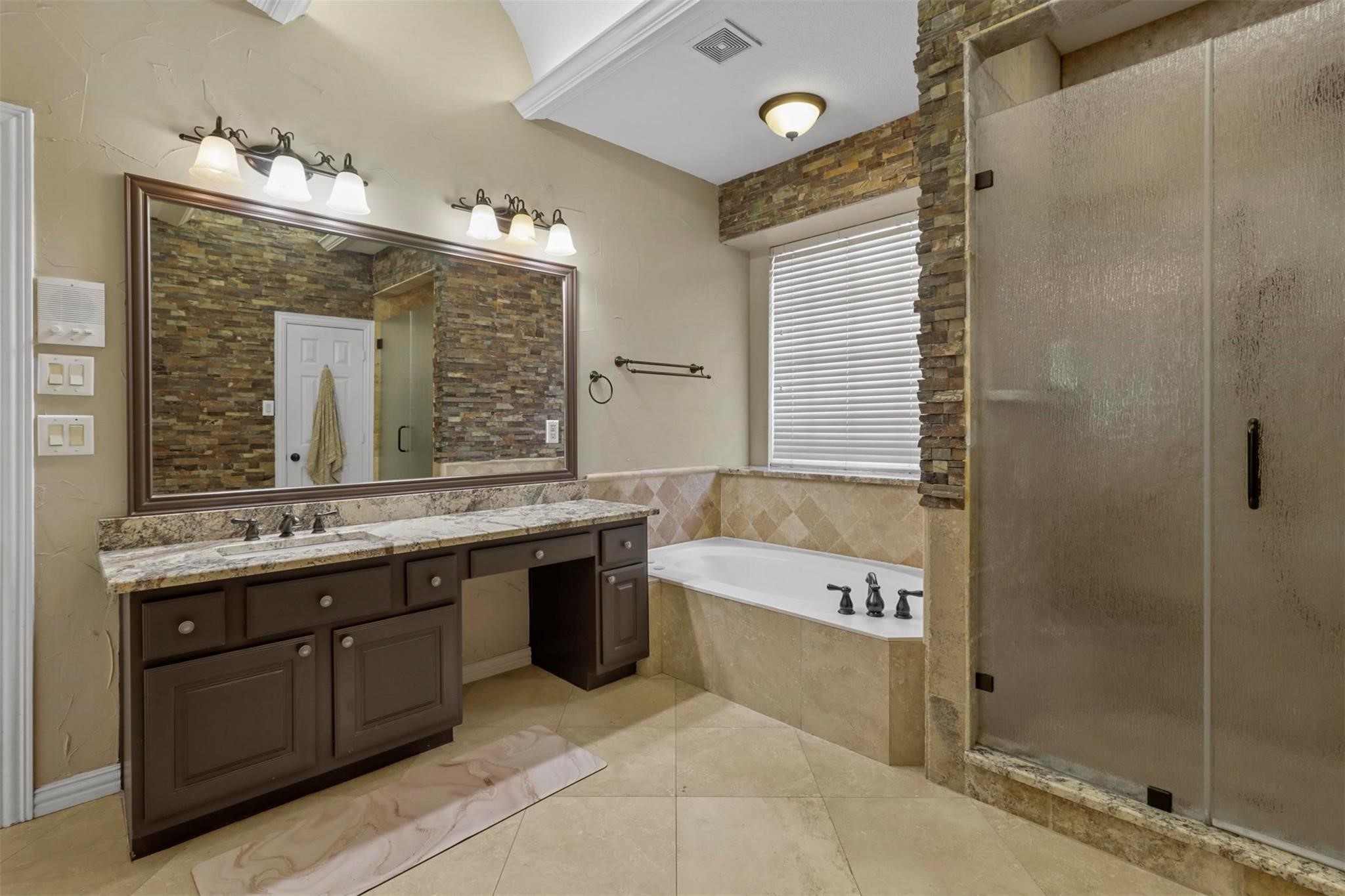 4313 Oak Knoll Drive Plano TX 75093