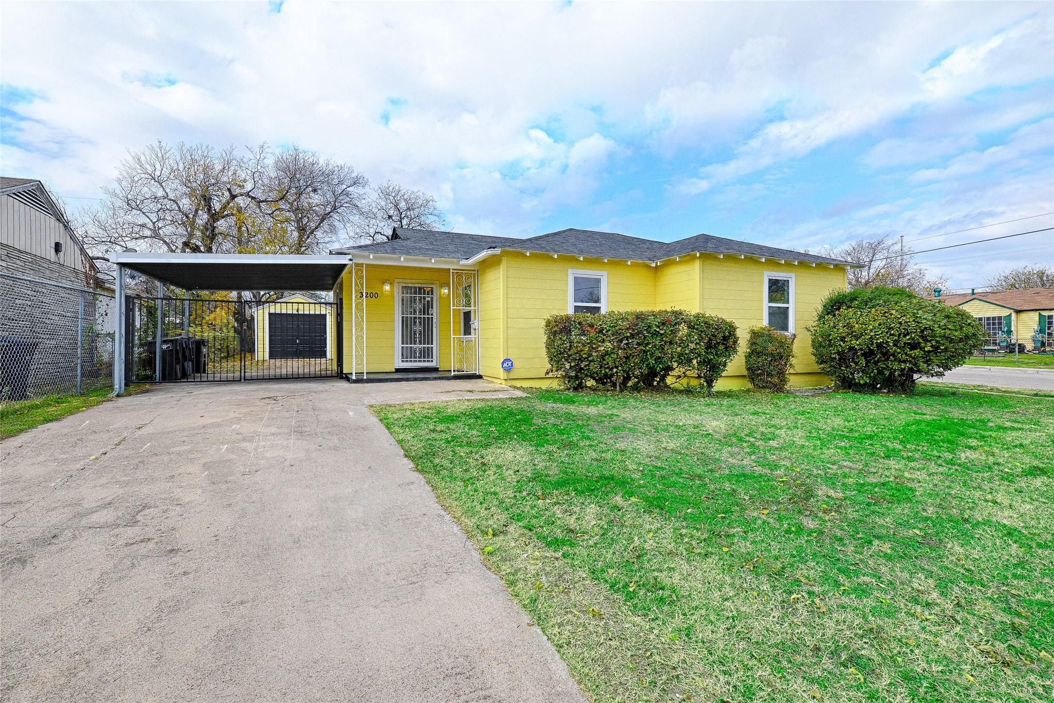 3200 Burson Avenue Fort Worth TX 76110