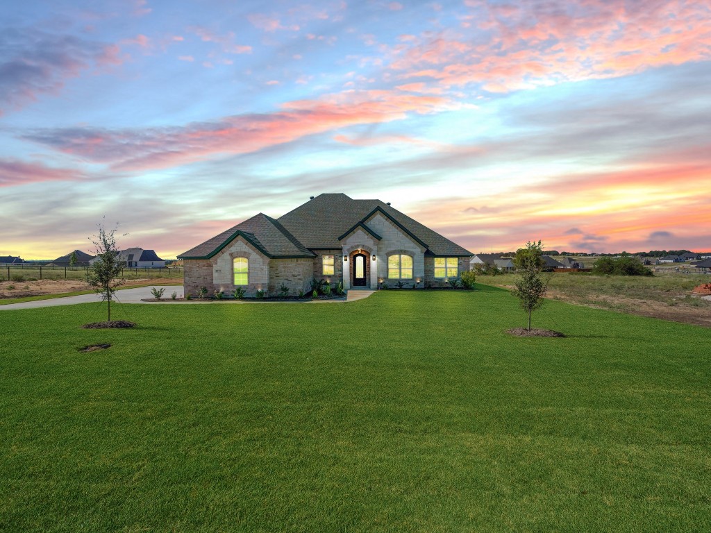 2074 Sunset Ridge Drive Weatherford TX 76087