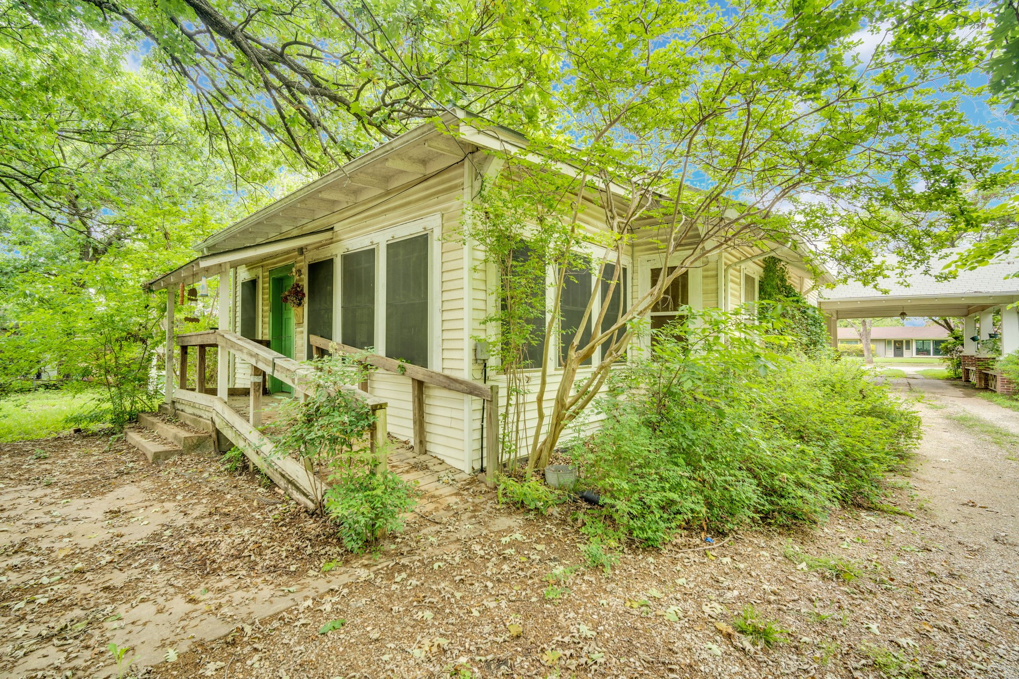 920 E Franklin Street Hillsboro TX 76645