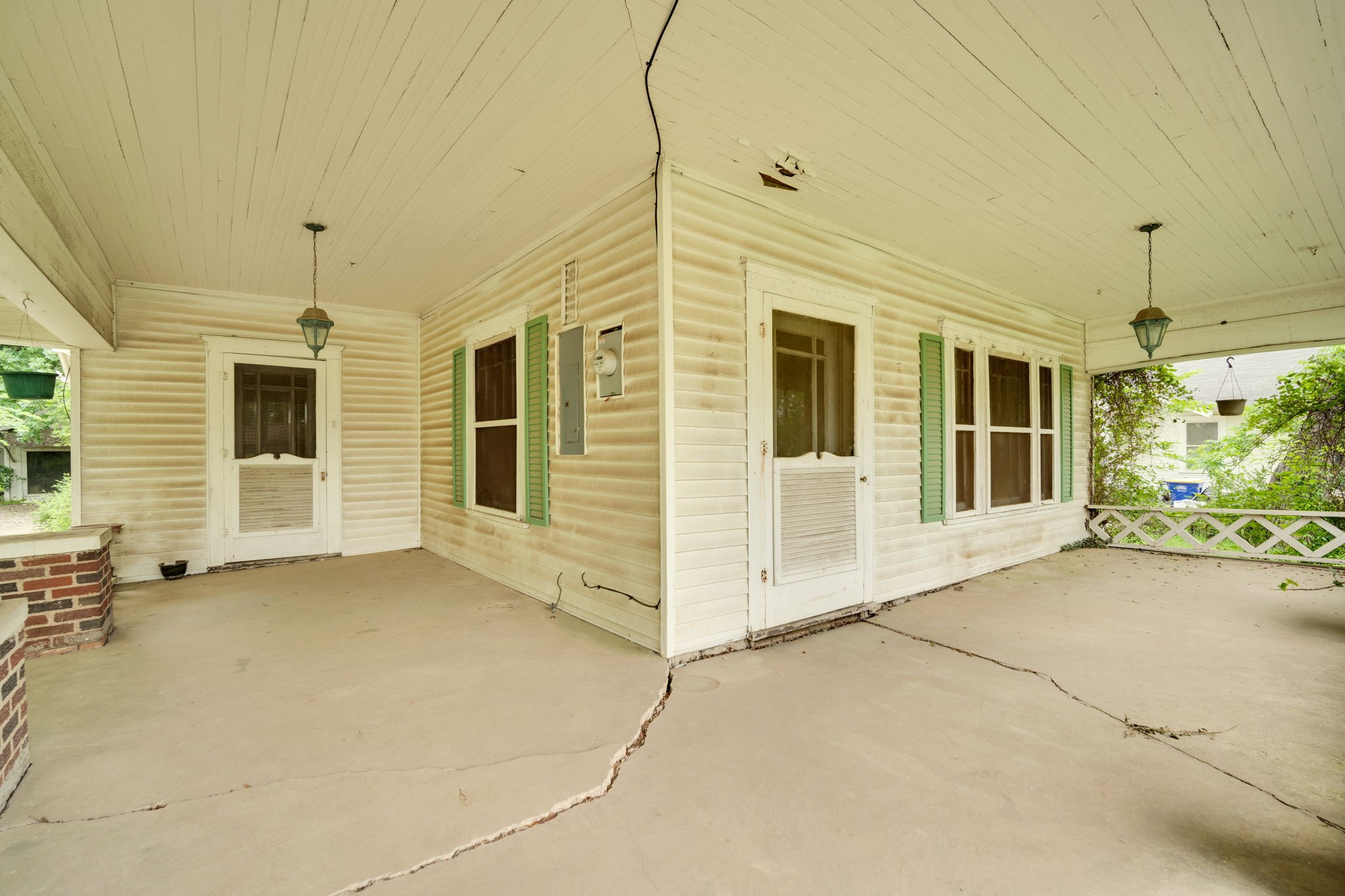 920 E Franklin Street Hillsboro TX 76645