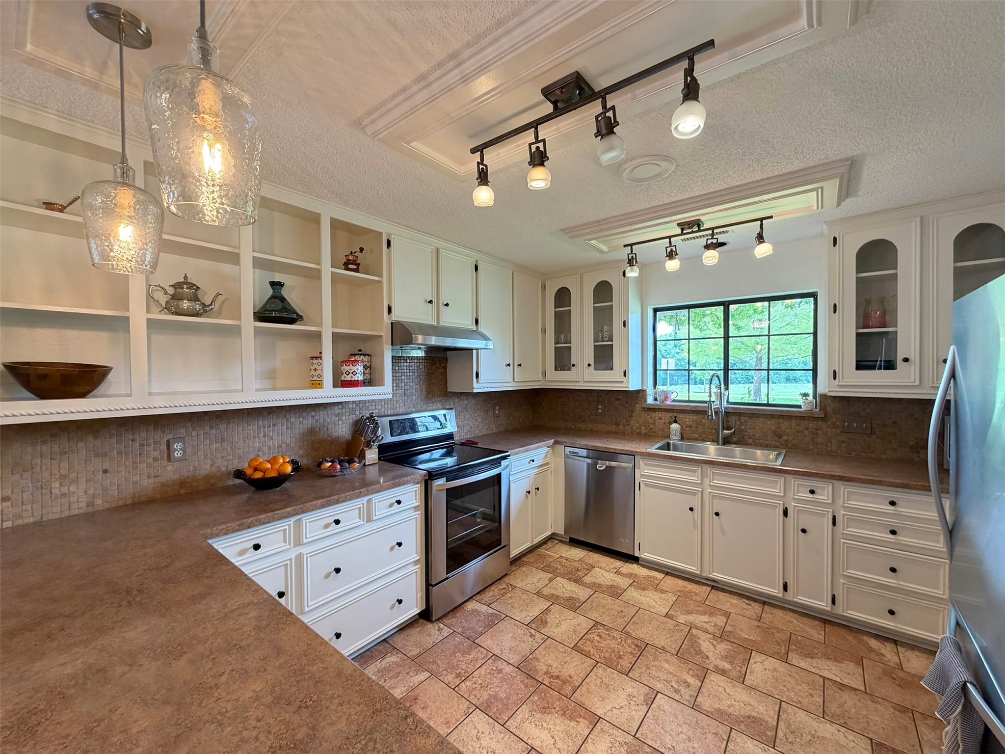 2559 Blackberry Drive Richardson TX 75082