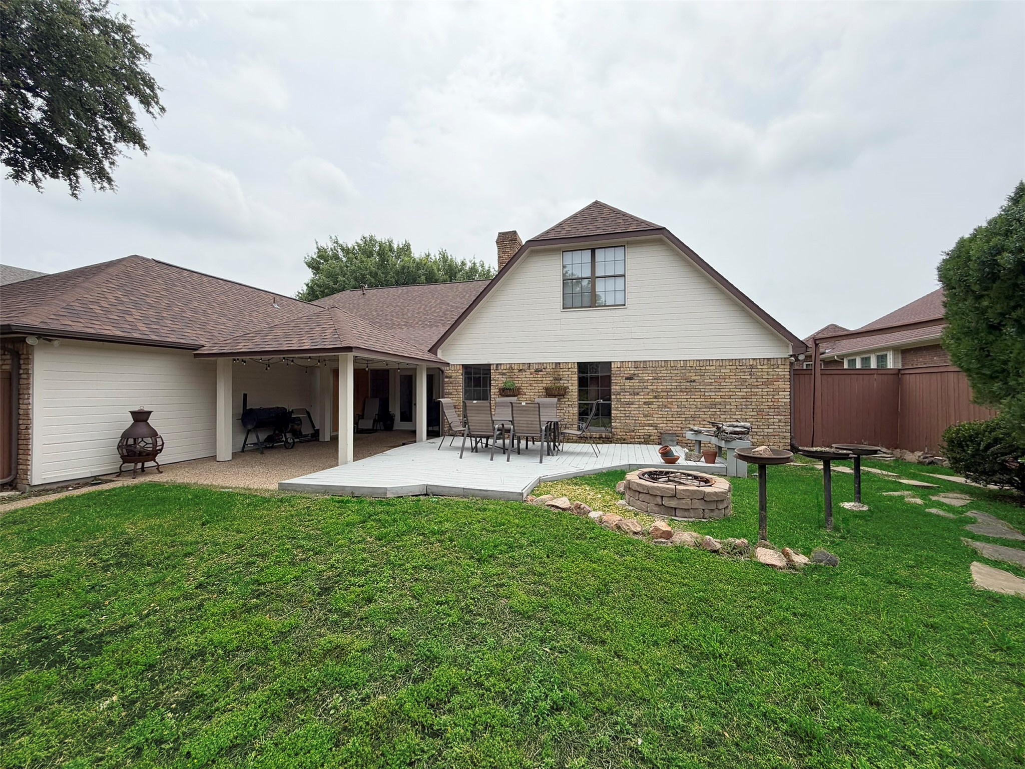 2559 Blackberry Drive Richardson TX 75082