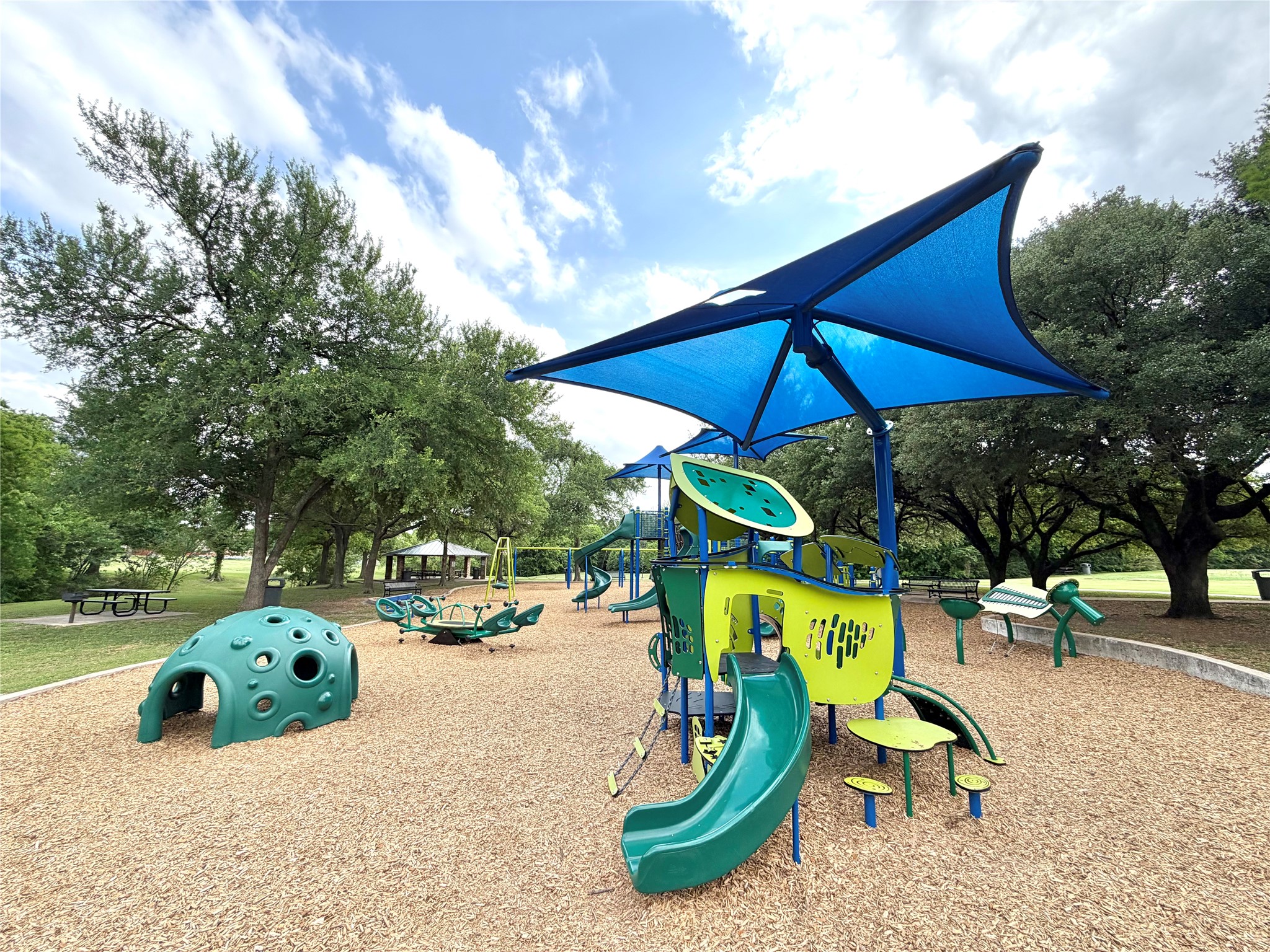 2559 Blackberry Drive Richardson TX 75082