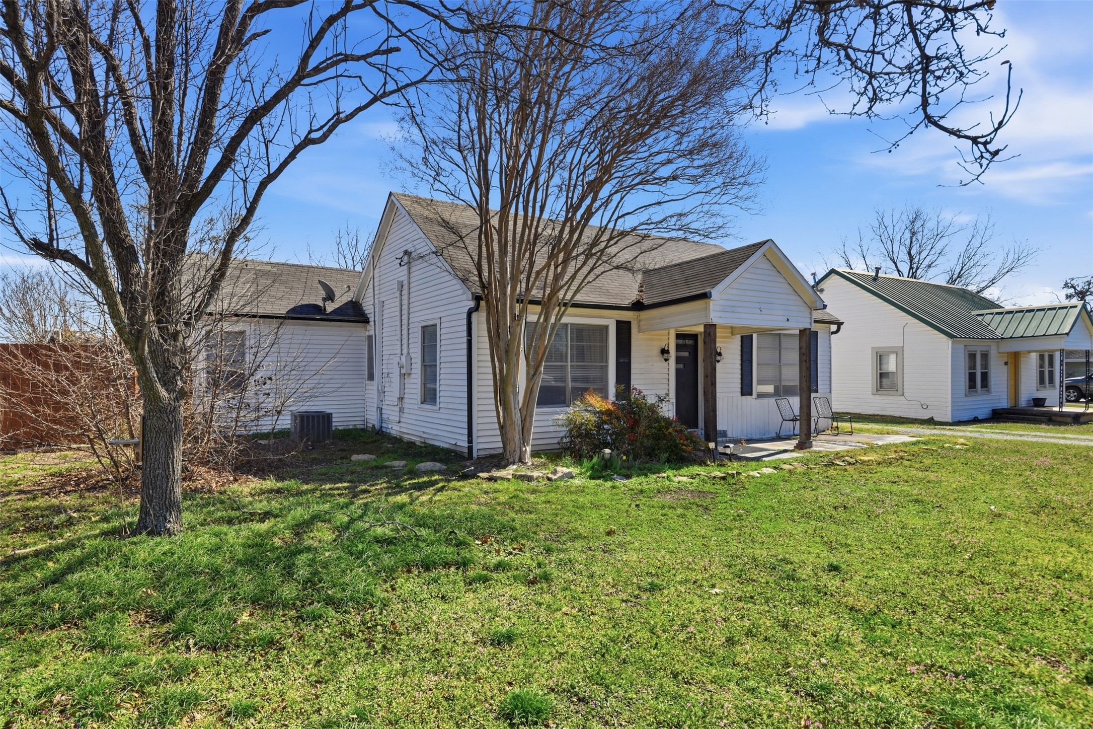 503 S Pearl Street Trenton TX 75490