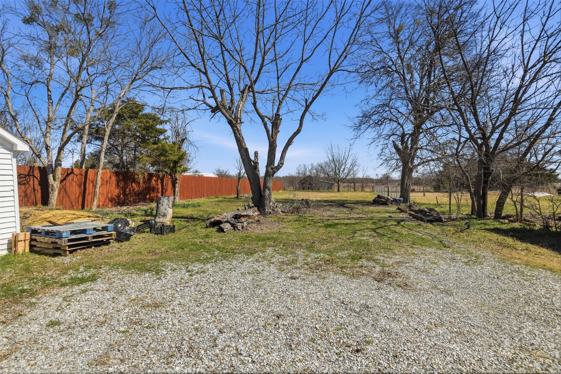 503 S Pearl Street Trenton TX 75490