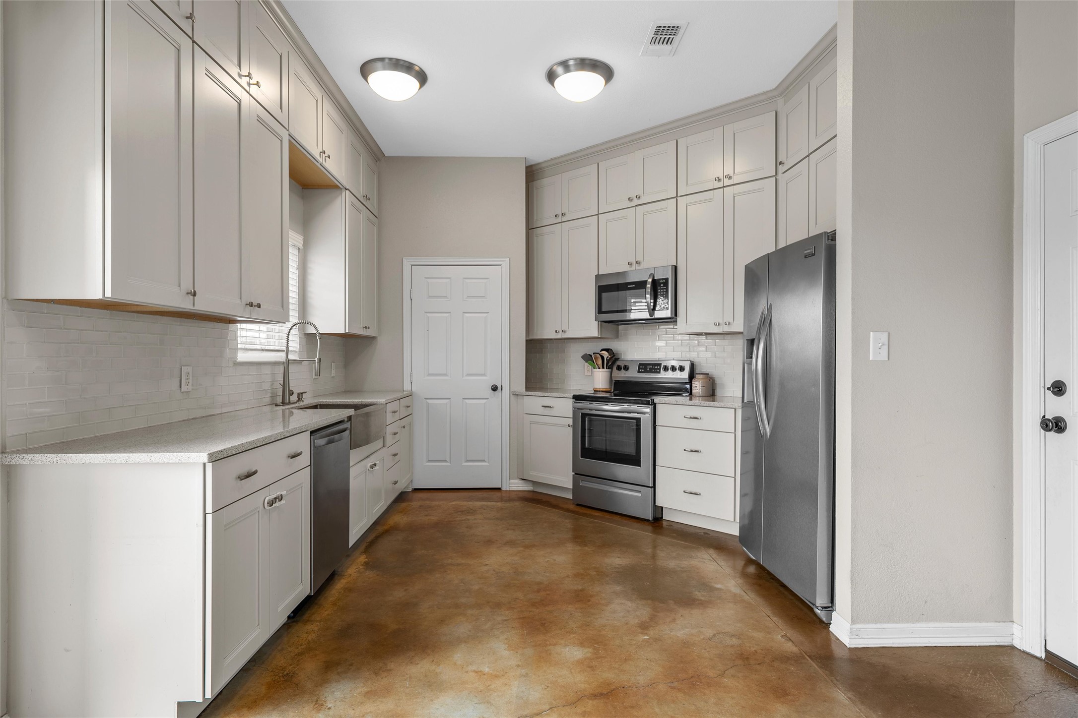 275 N Quail Run Drive West TX 76691