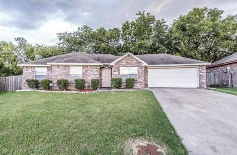 1512 Killdee Court Desoto TX 75115