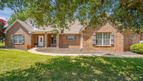 210 Granada Calle Street Granbury TX 76049