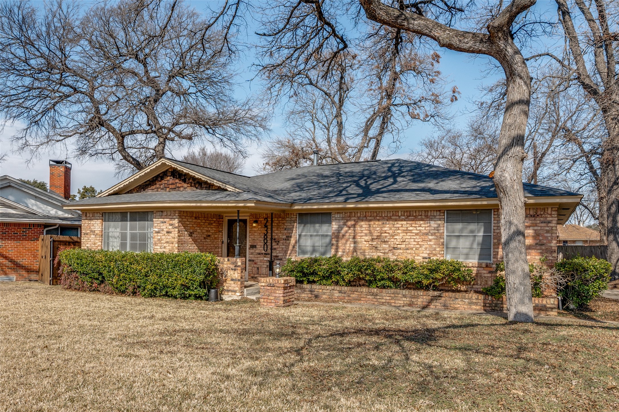 2380 Fenestra Drive Dallas TX 75228