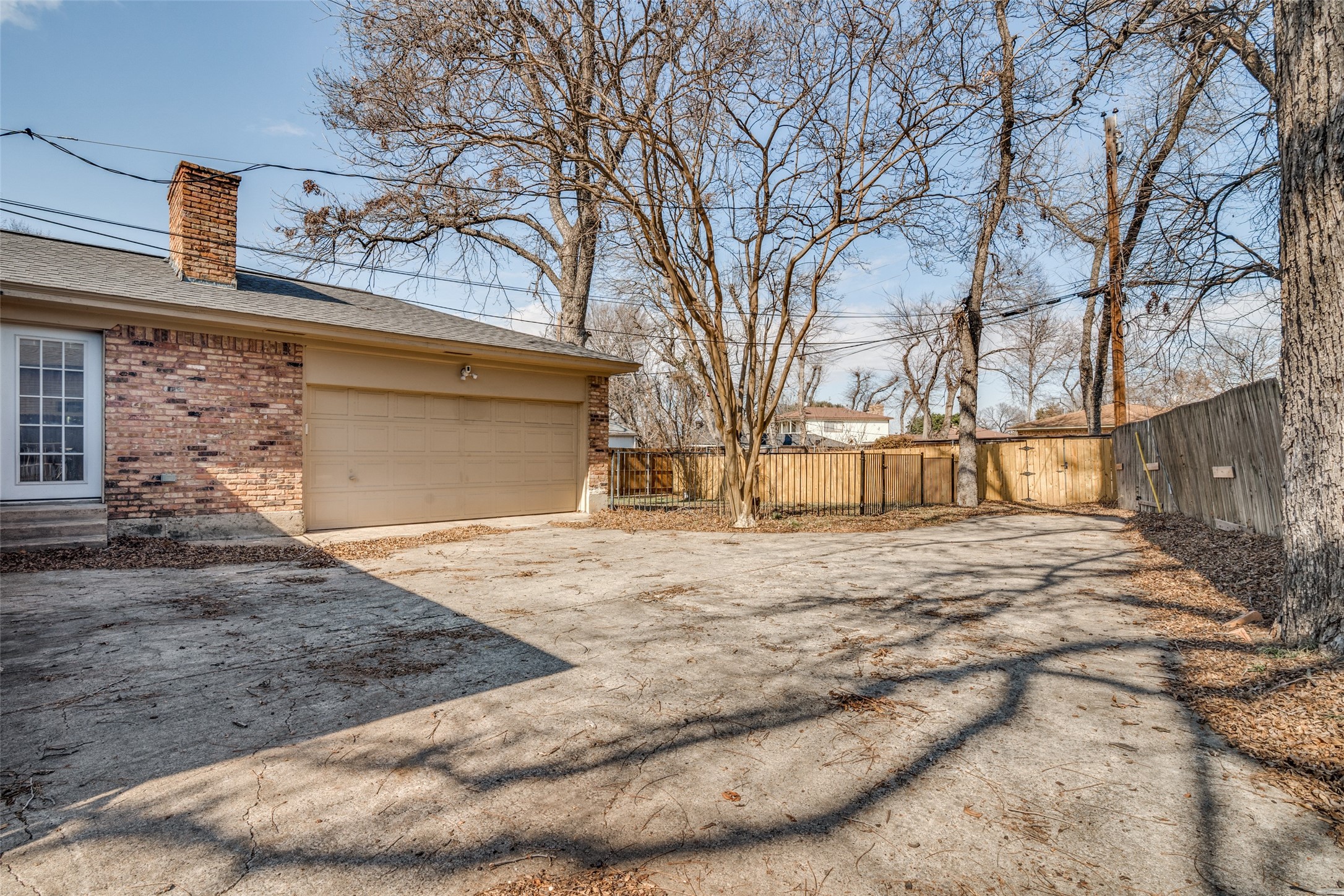 2380 Fenestra Drive Dallas TX 75228
