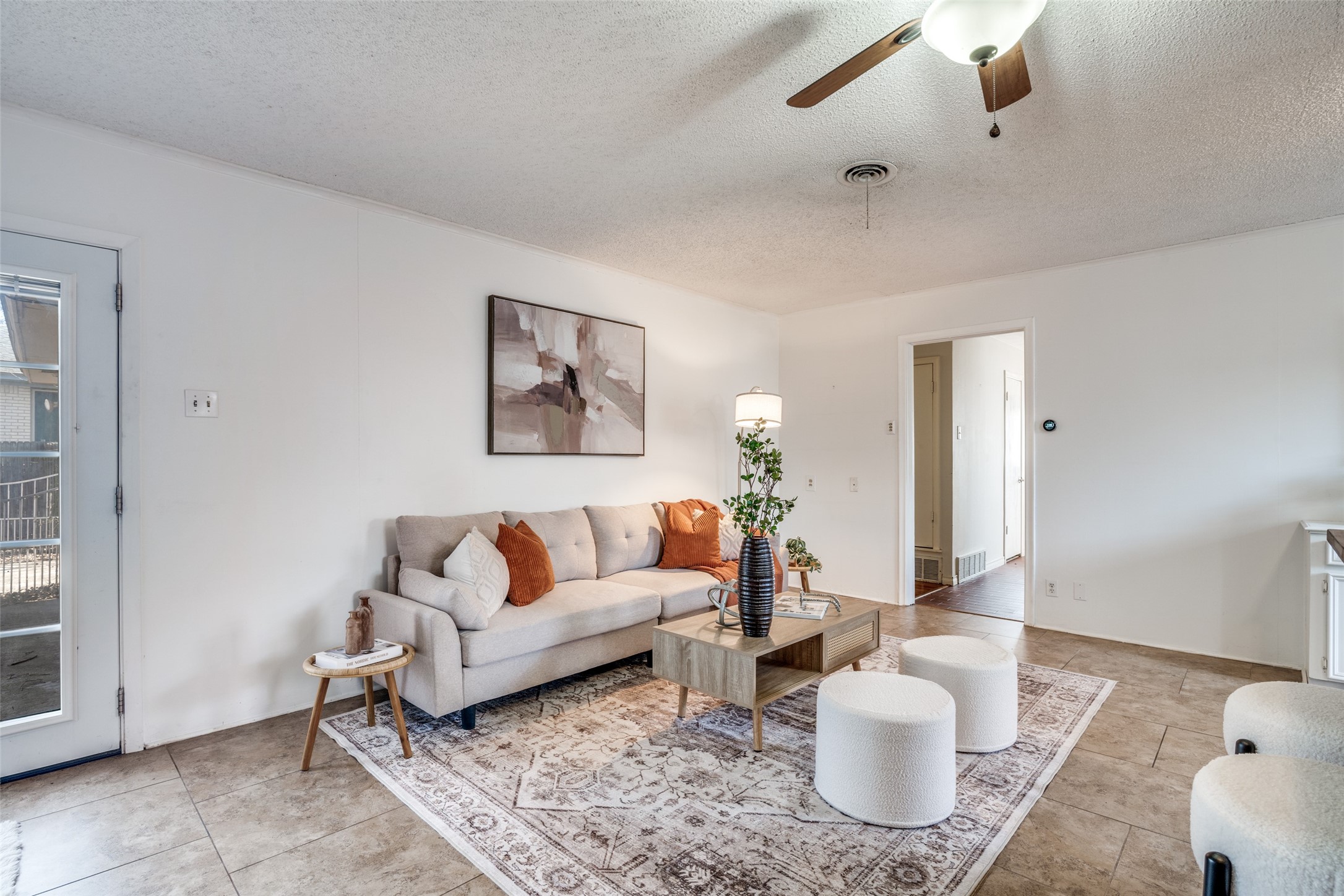 2380 Fenestra Drive Dallas TX 75228
