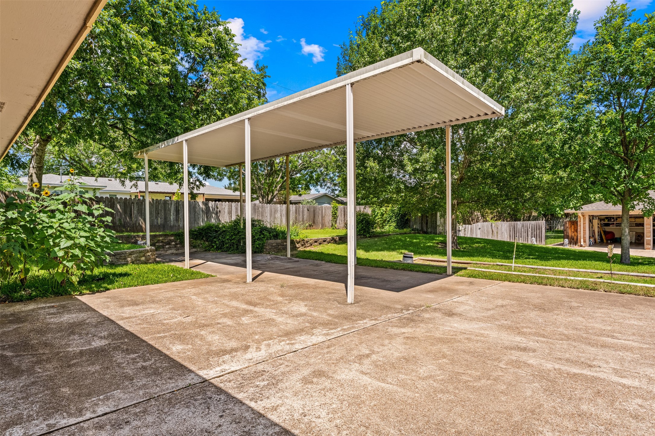 708 Topeka Drive Woodway TX 76712