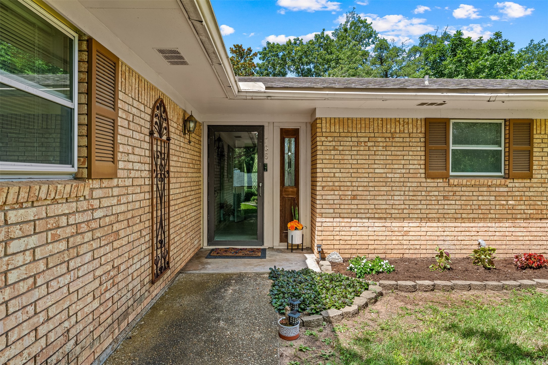 708 Topeka Drive Woodway TX 76712