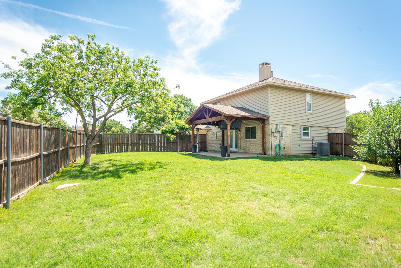2621 Carmel Circle Carrollton TX 75006