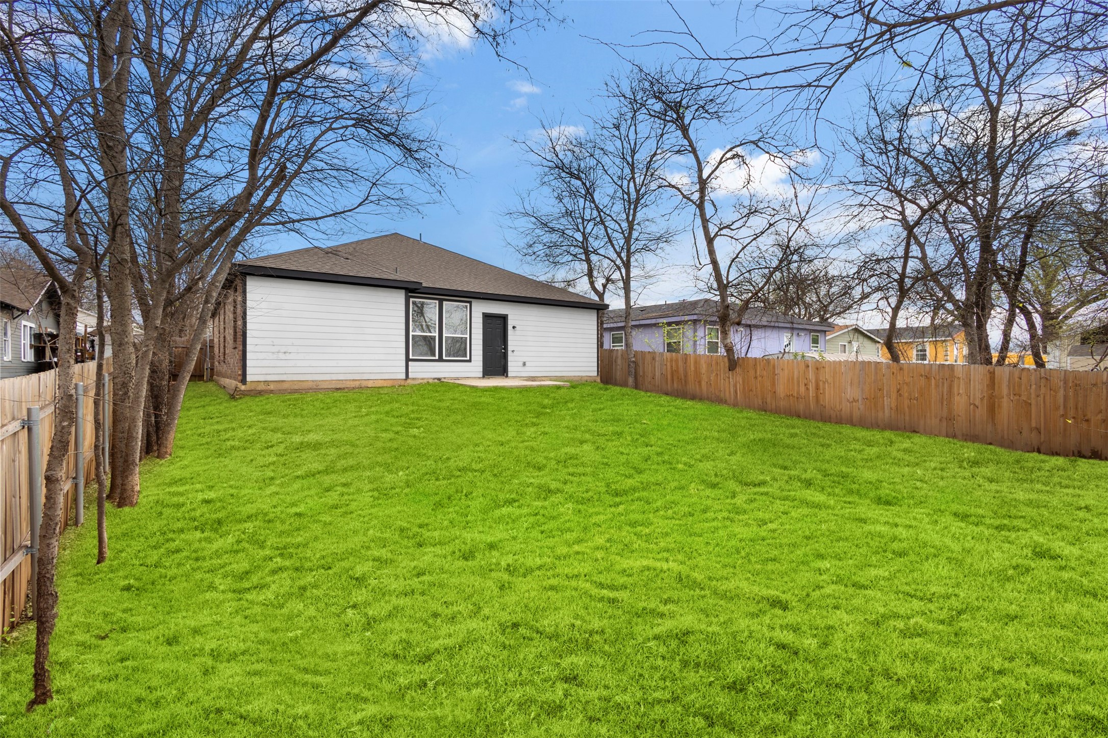 3831 Opal Avenue Dallas TX 75216