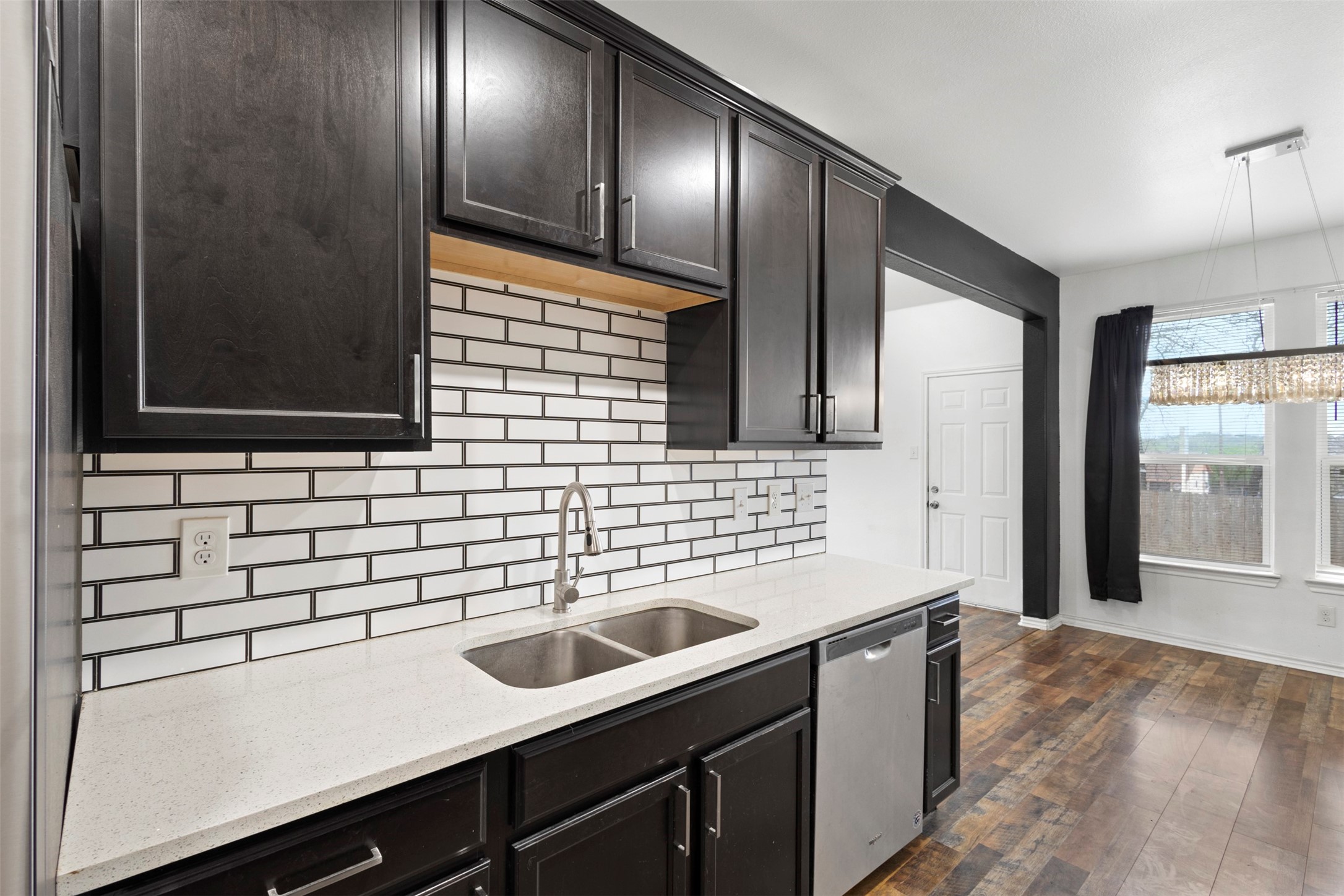 3831 Opal Avenue Dallas TX 75216