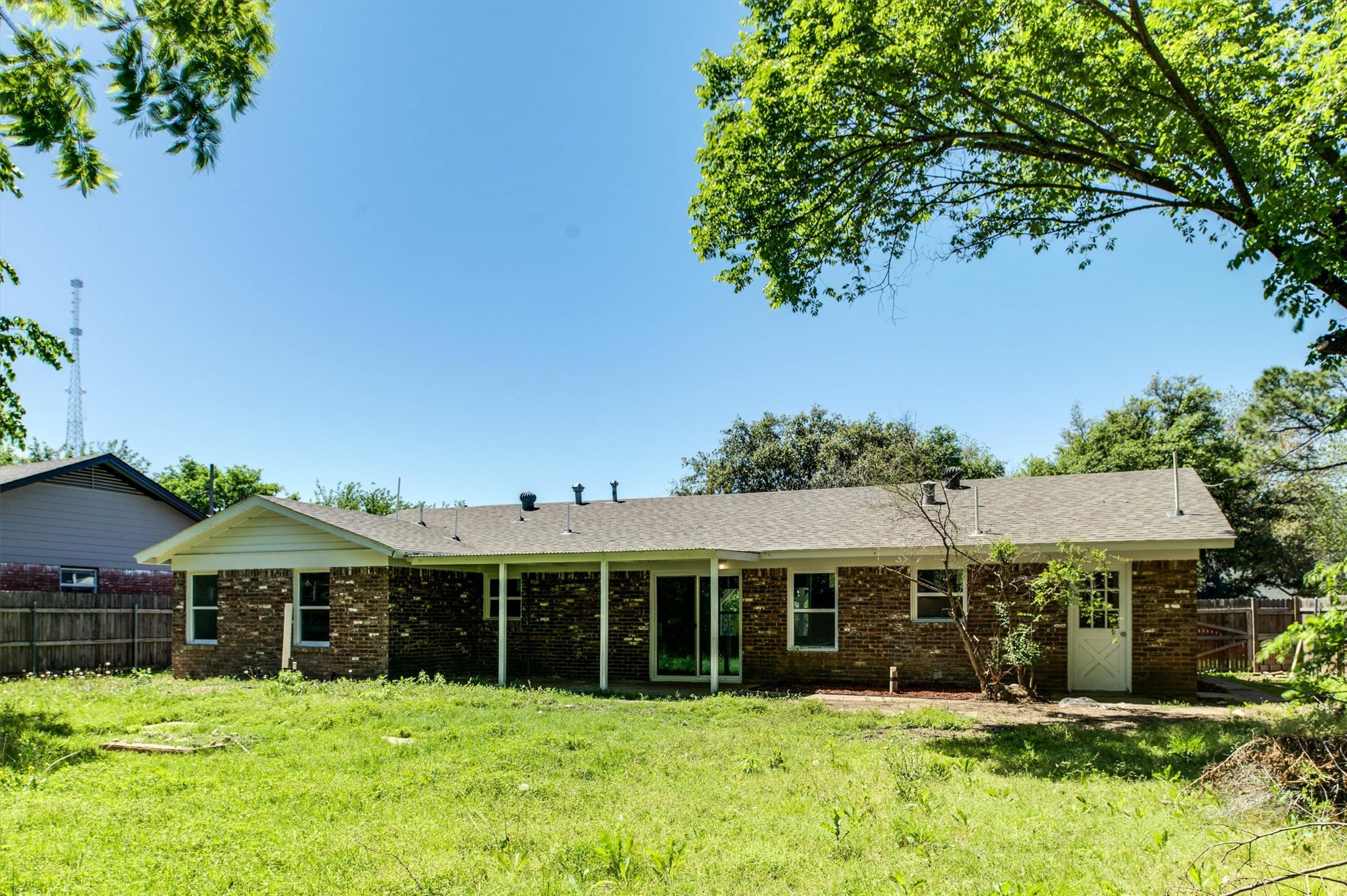 4208 Ashmore Drive North Richland Hills TX 76180