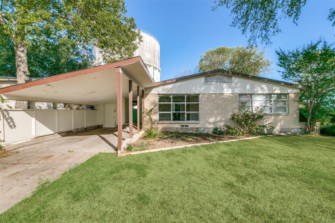 2523 Costa Mesa Drive Dallas TX 75228