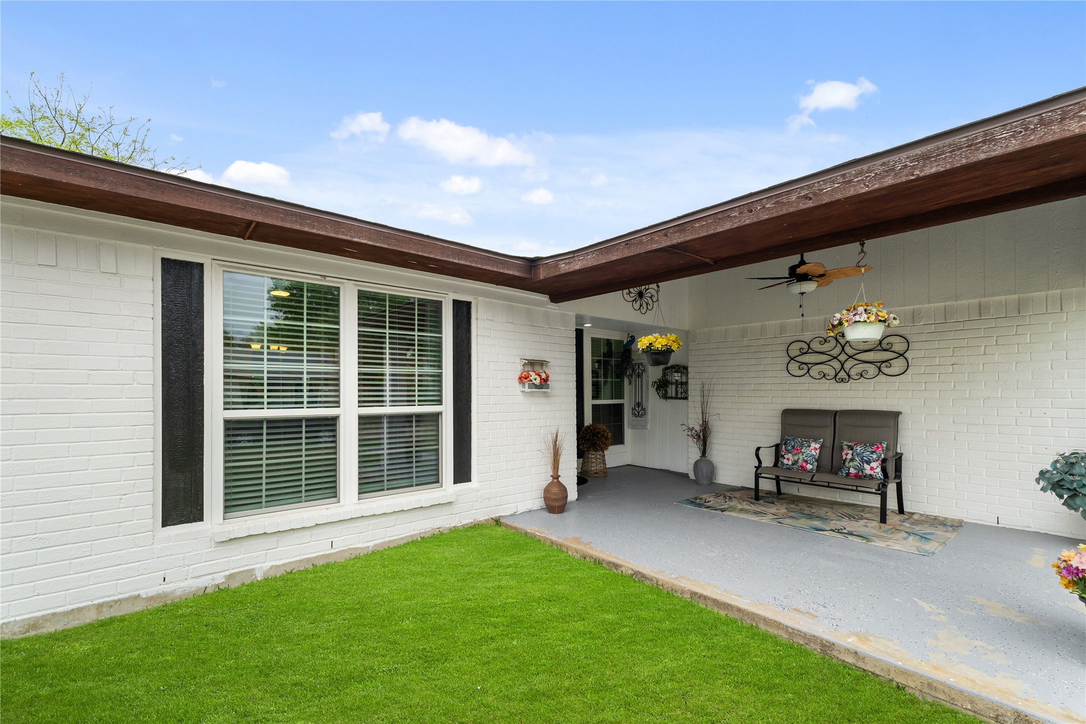 1813 Cripple Creek Drive Garland TX 75041