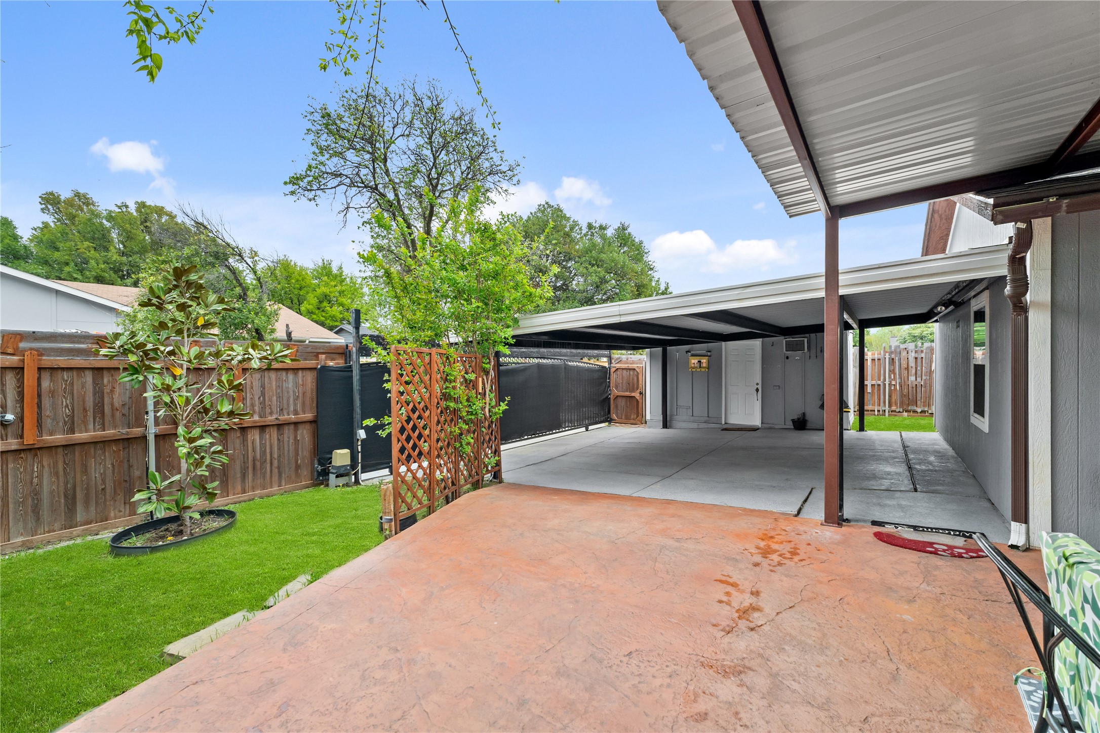 1813 Cripple Creek Drive Garland TX 75041