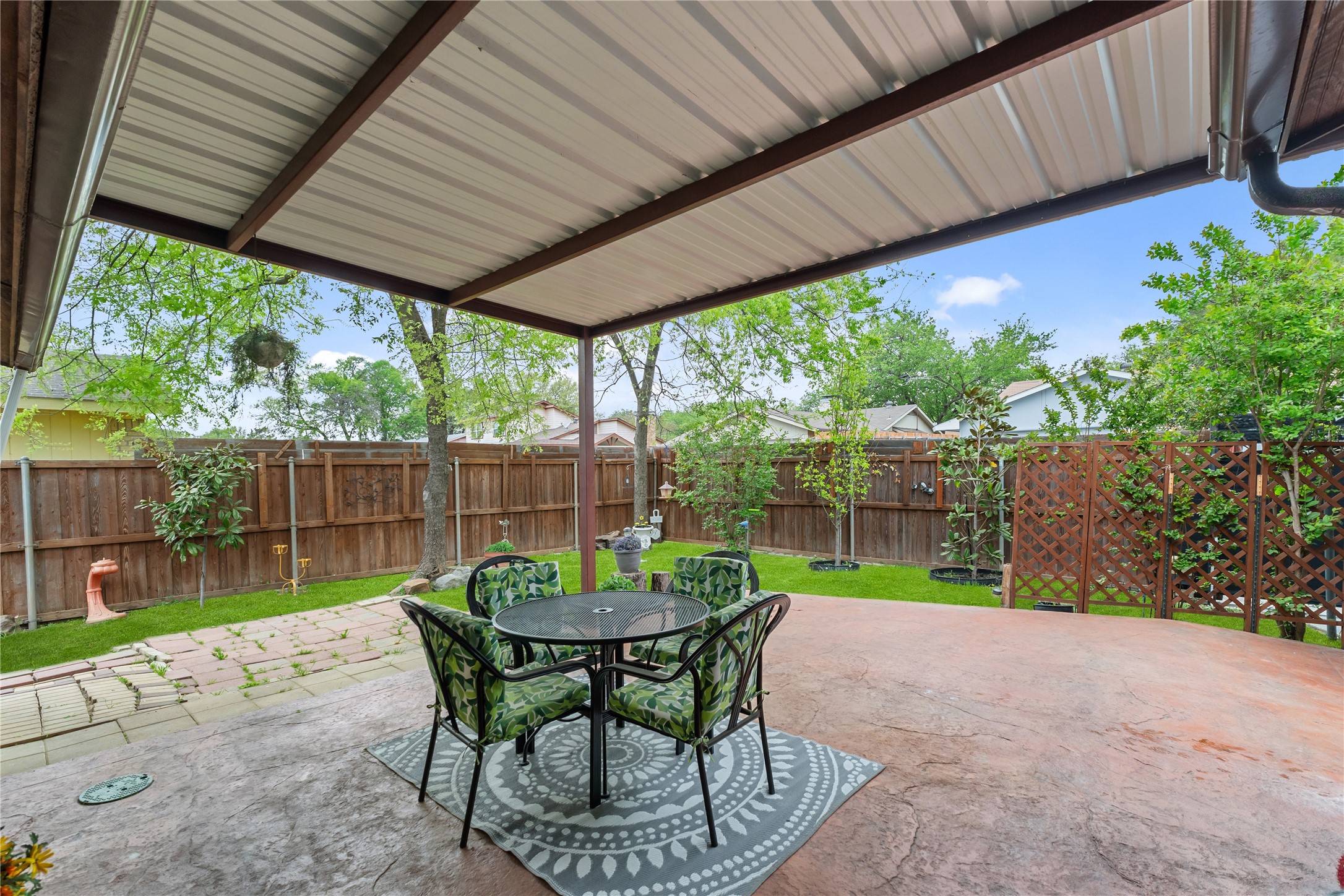 1813 Cripple Creek Drive Garland TX 75041