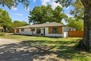412 N Pearson Street Godley TX 76044