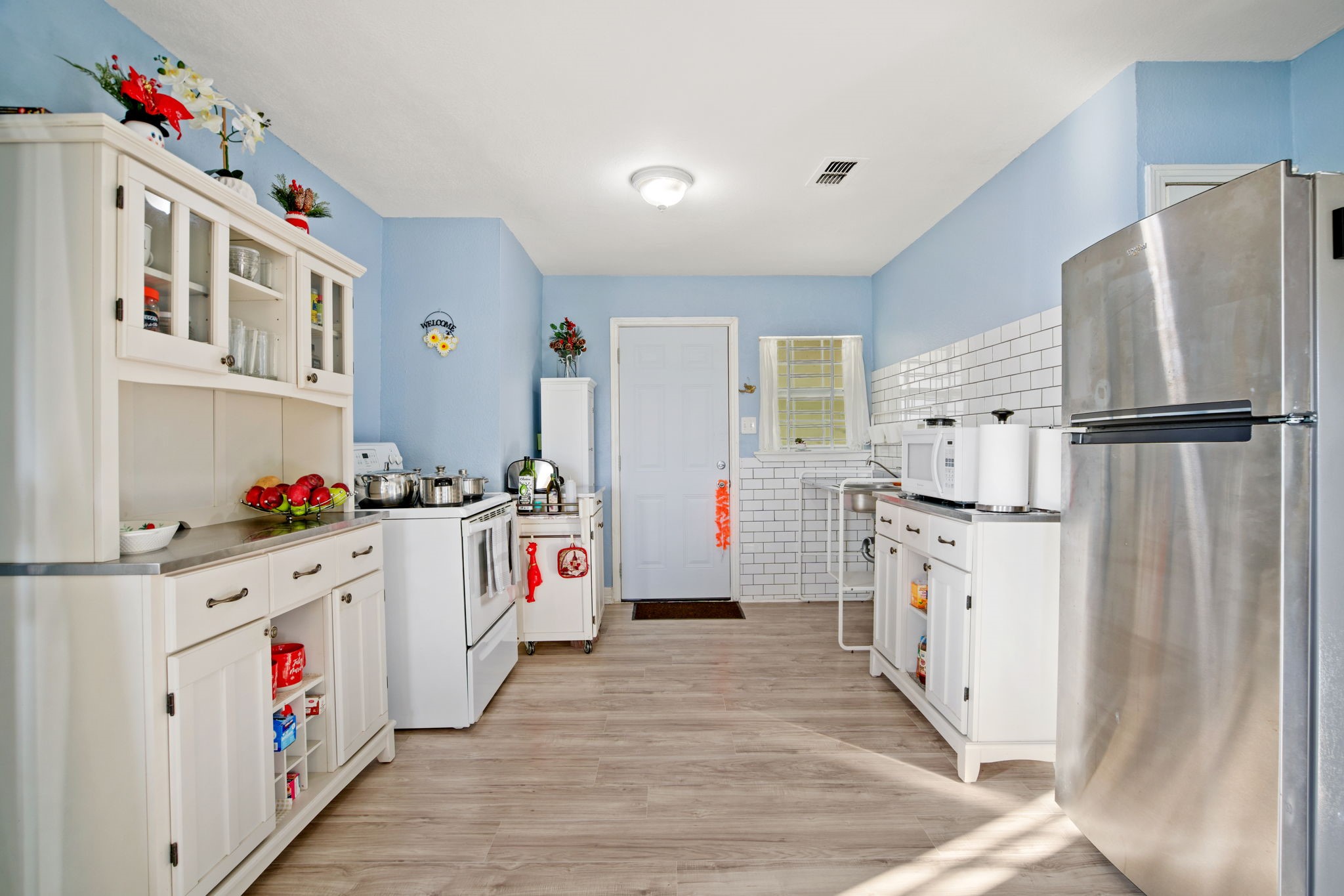 3068 Sunnyvale Street Dallas TX 75216