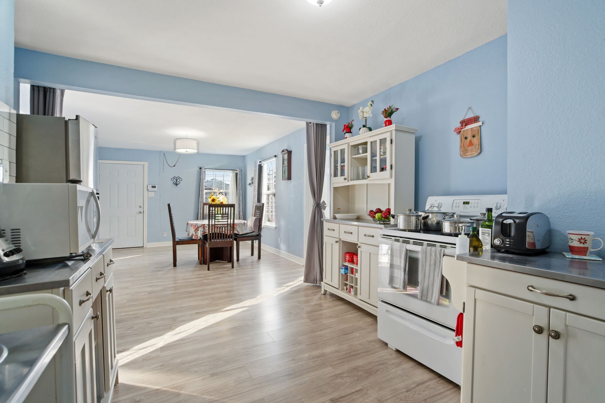 3068 Sunnyvale Street Dallas TX 75216