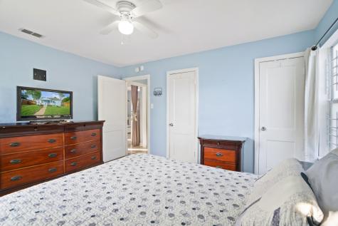 3068 Sunnyvale Street Dallas TX 75216