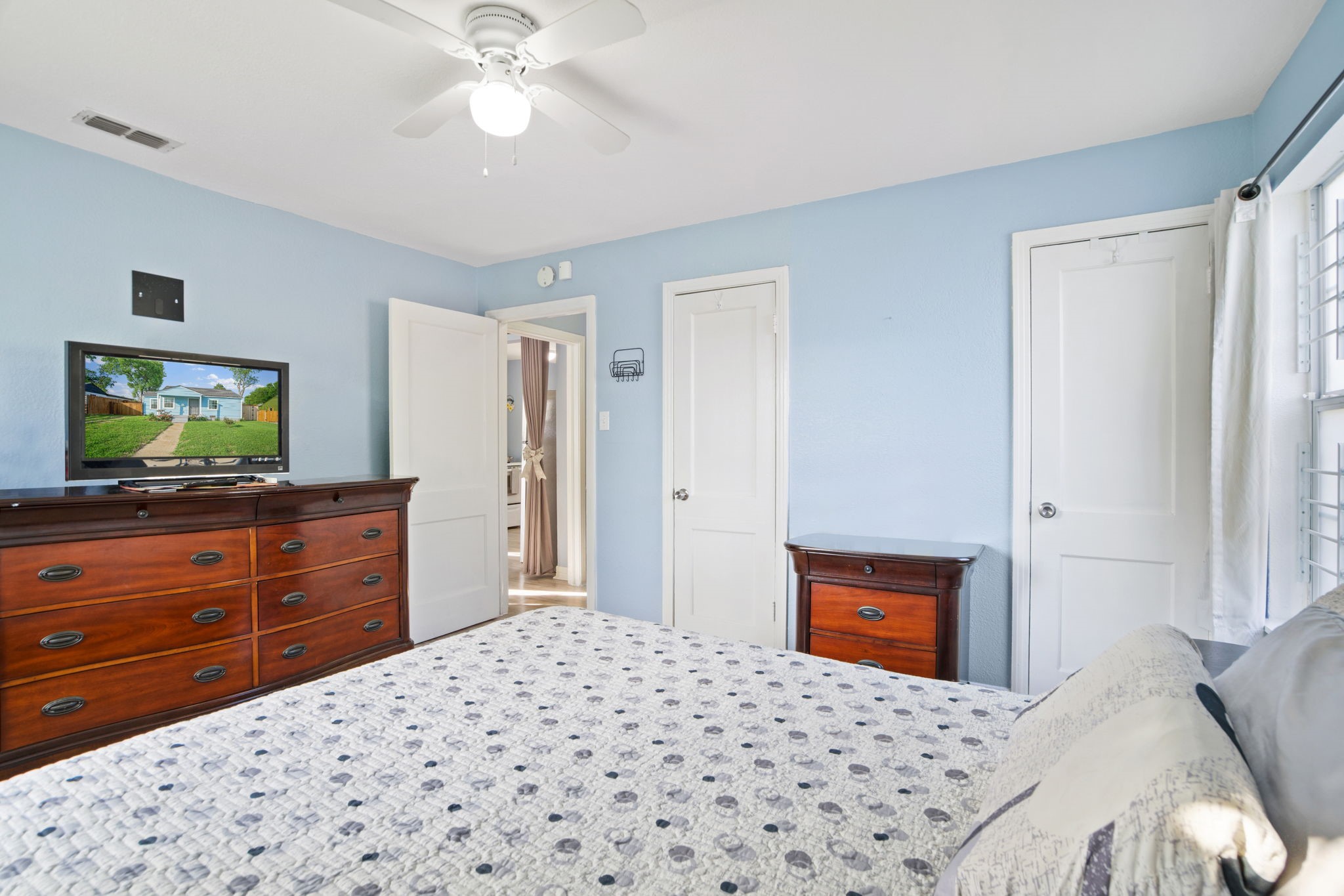 3068 Sunnyvale Street Dallas TX 75216